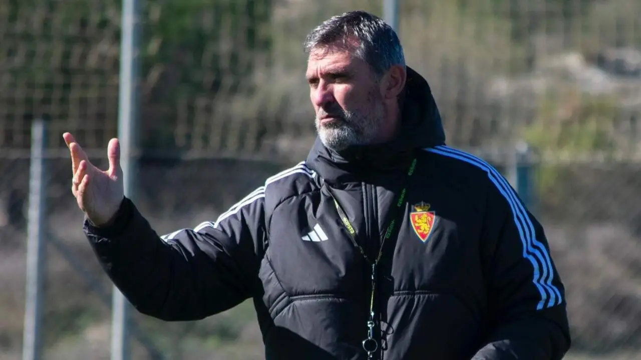Emilio Larraz sube al primer equipo tras un buen rendimiento en el Deportivo Arag&oacute;n / Real Zaragoza