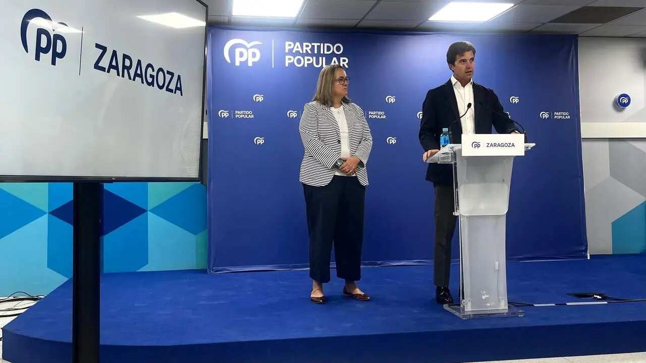 El presidente del PP de Zaragoza, Ram&oacute;n Celma, en la sede de la formaci&oacute;n./ EP