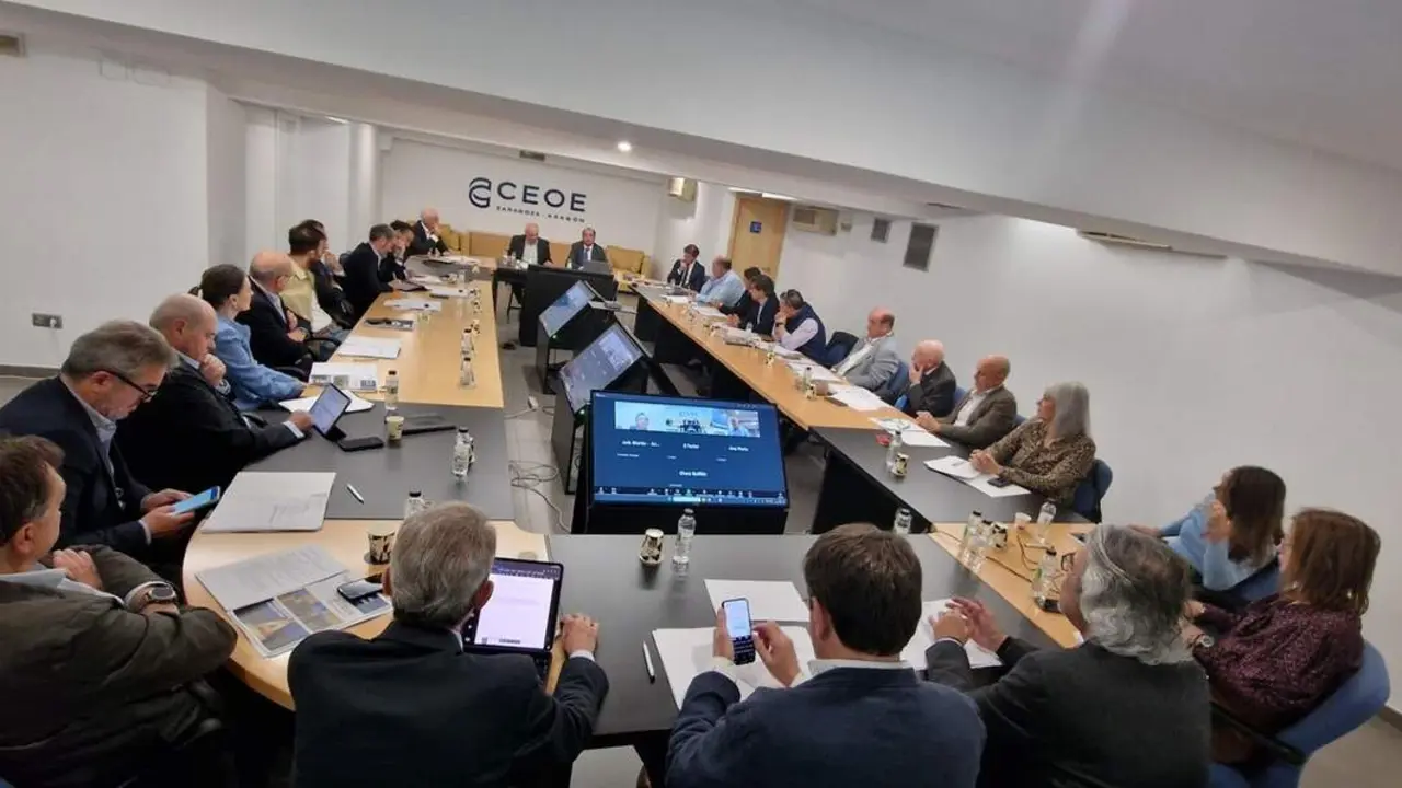 Reuni&oacute;n de CEOE Arag&oacute;n./ EP