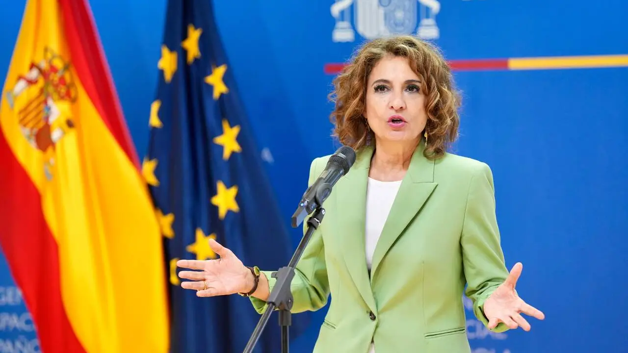La vicepresidenta del Gobierno, Mar&iacute;a Jes&uacute;s Montero, en un acto / EP
