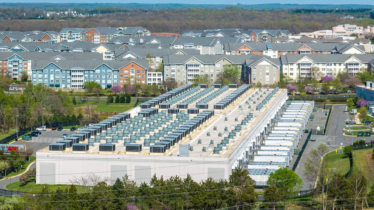 Data Center Alley, Louboun