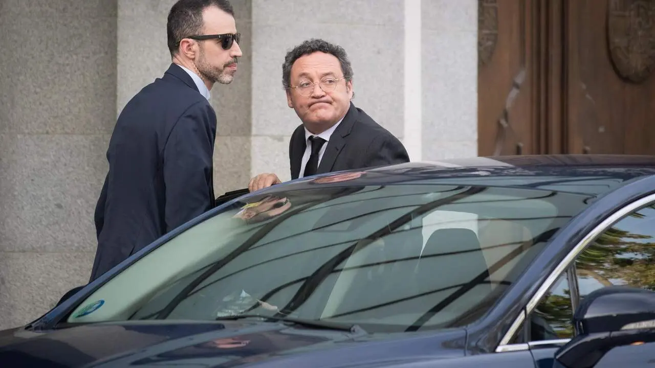 El fiscal General del Estado, &Aacute;lvaro Garc&iacute;a Ortiz, a su llegada a la segunda jornada del juicio al fiscal general del Estado, en el Tribunal Supremo, a 4 de noviembre de 2025, en Madrid (Espa&ntilde;a). / EP