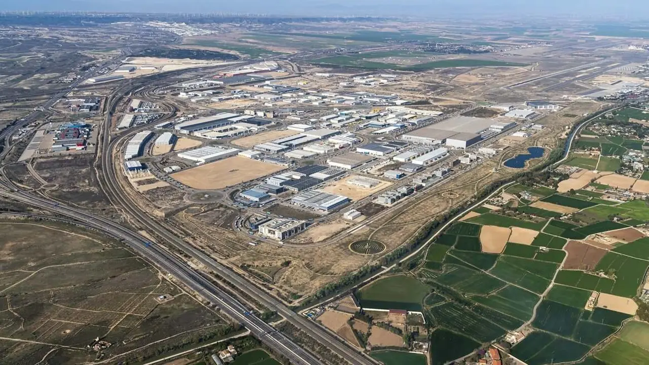 Plataforma log&iacute;stica de Zaragoza ./ E.P