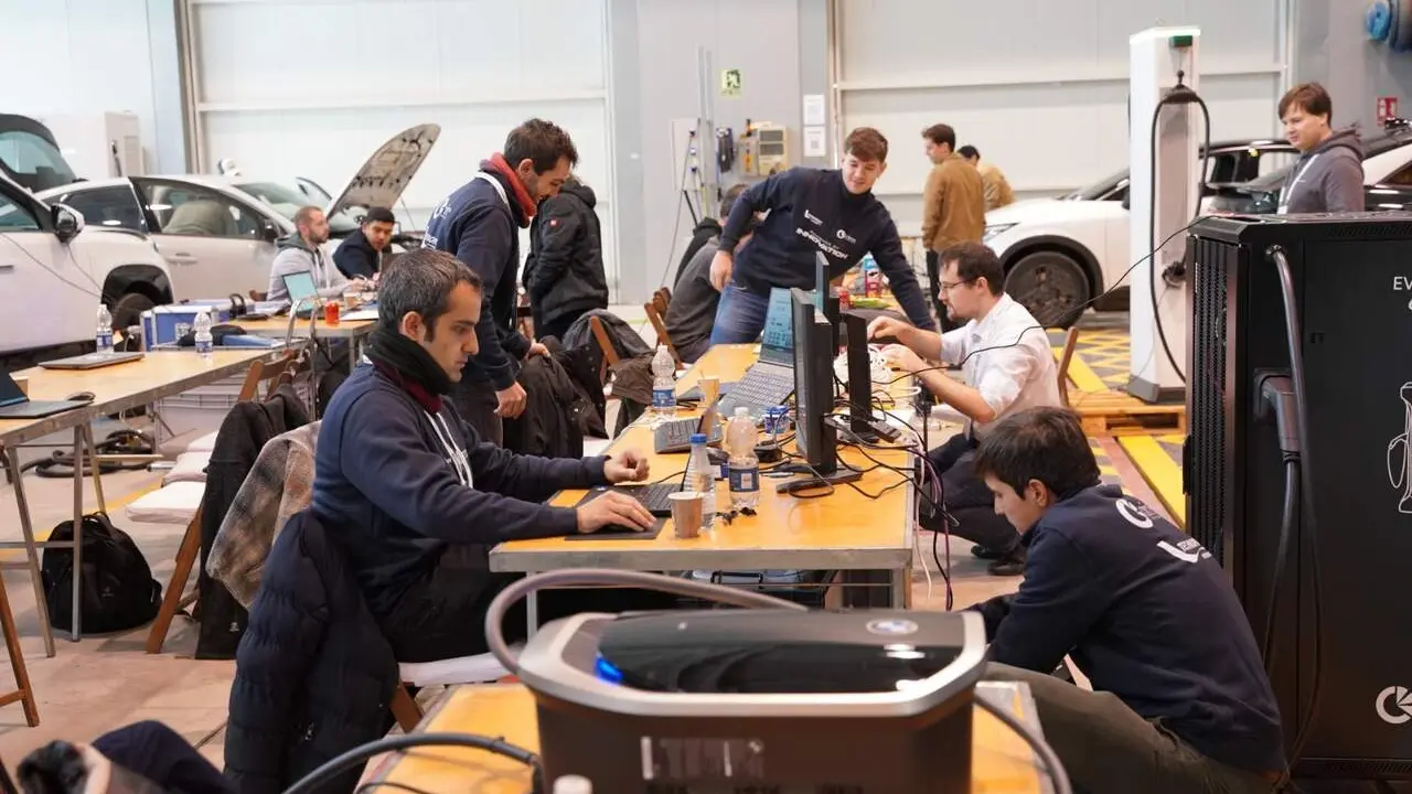TechnoPark acoge el mayor banco de pruebas europeo de recarga el&eacute;ctrica