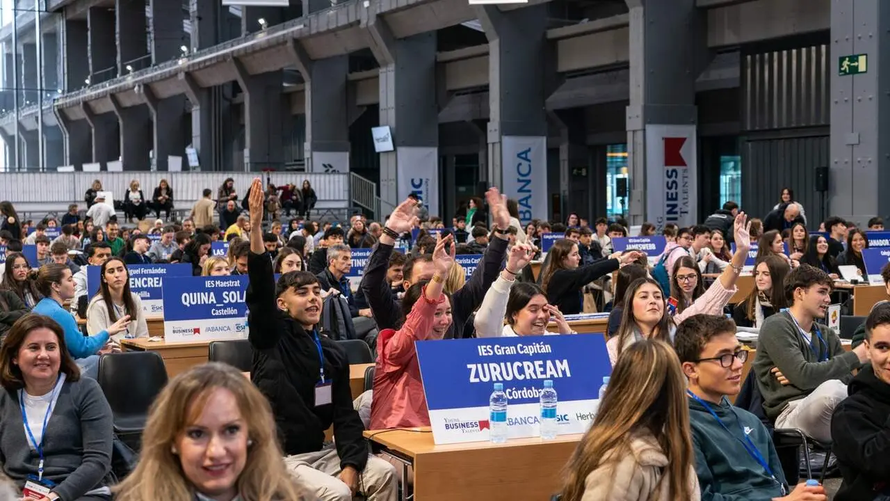 Un total de 192 estudiantes navarros participan en la XV edici&oacute;n de la competici&oacute;n nacional Young Business Talents. / YOUNG BUSINESS TALENTS
