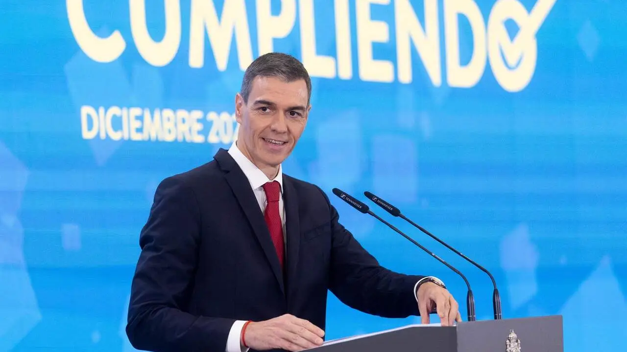 El presidente del Gobierno, Pedro S&aacute;nchez, durante una rueda de prensa, en el Palacio de la Moncloa, a 15 de diciembre de 2025, en Madrid (Espa&ntilde;a). / EP