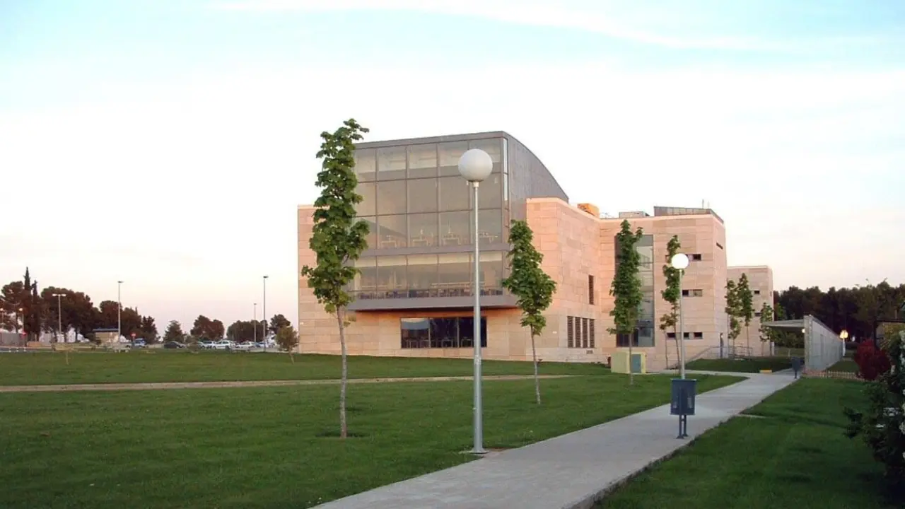 Escuela Polit&eacute;cnica Superior de Huesca. / UZ