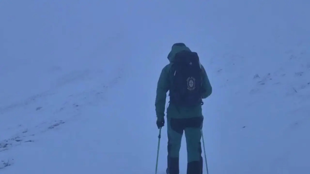 Guardia Civil del GREIM de Mora de Rubielos en Camarena de la Sierra ./ GUARDIA CIVIL