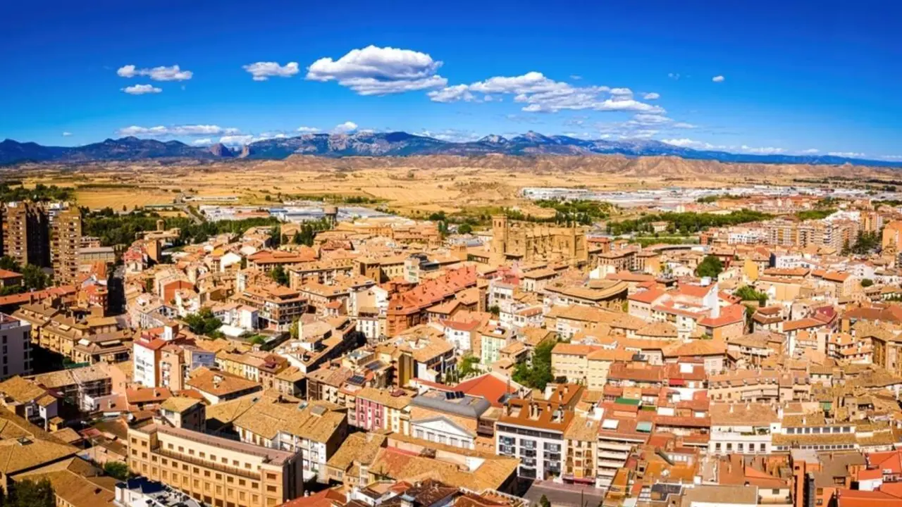 Vista a&eacute;rea de Huesca ./ Shutterstock