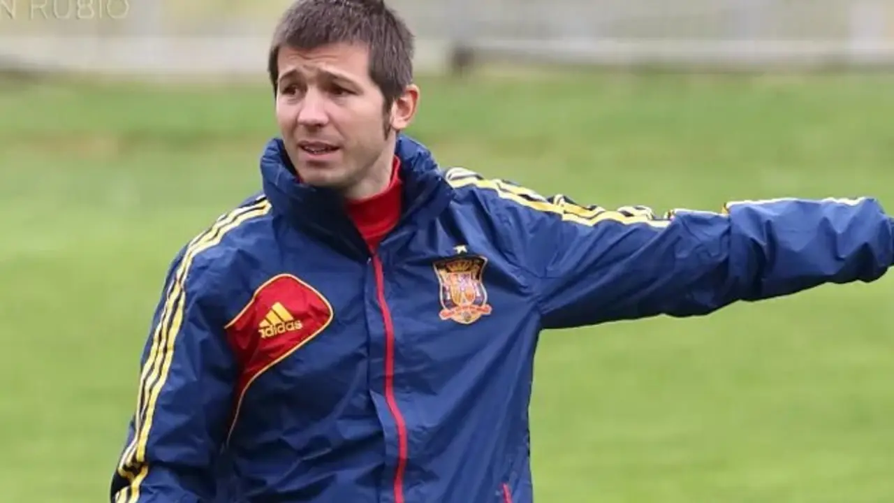 Albert Celades en las categor&iacute;as inferiores de Espa&ntilde;a / RFEF