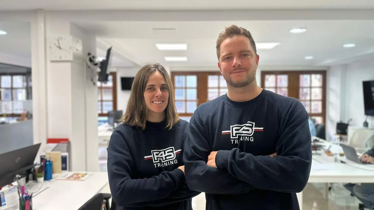 Beatriz Le&oacute;n y Maciek Kierkus, de F45 Training
