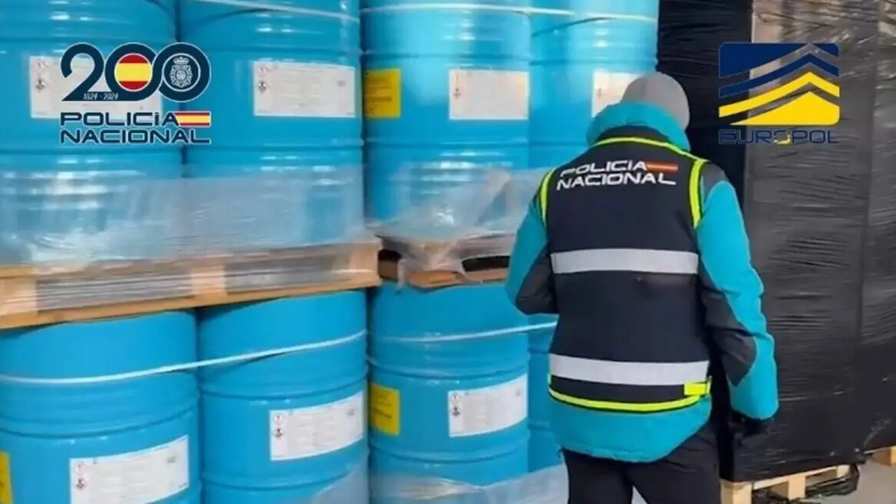 Espa&ntilde;a participa en la mayor operaci&oacute;n contra las drogas sint&eacute;ticas realizada en la Uni&oacute;n Europea ./ Polic&iacute;a Nacional