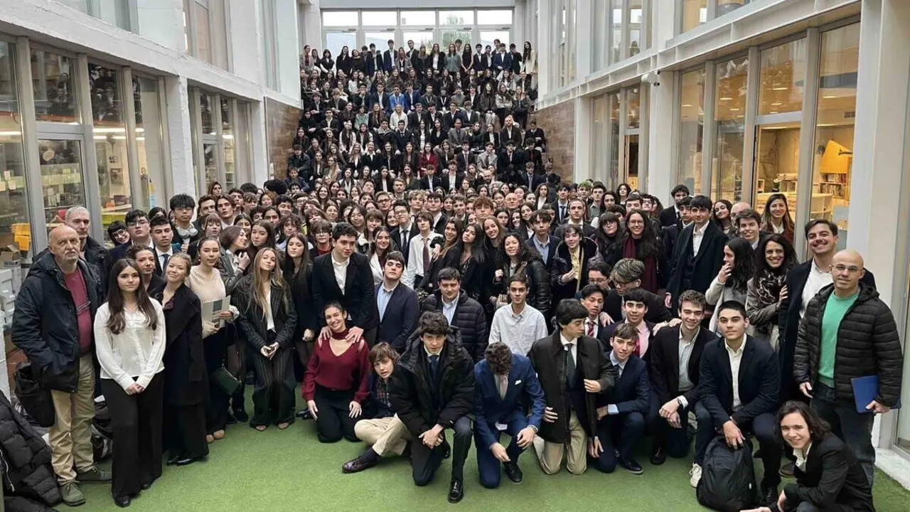 ./ Colegio Brit&aacute;nico de Arag&oacute;n