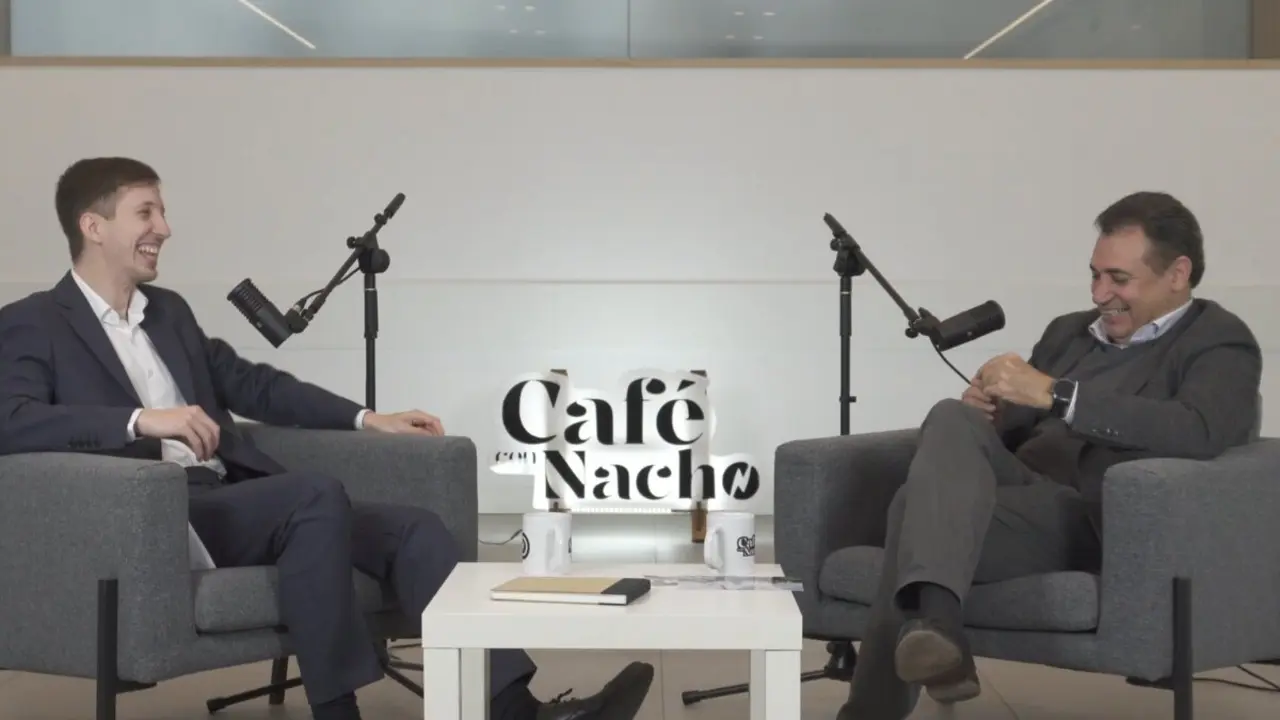 Benito Tessier en Caf&eacute; con Nacho