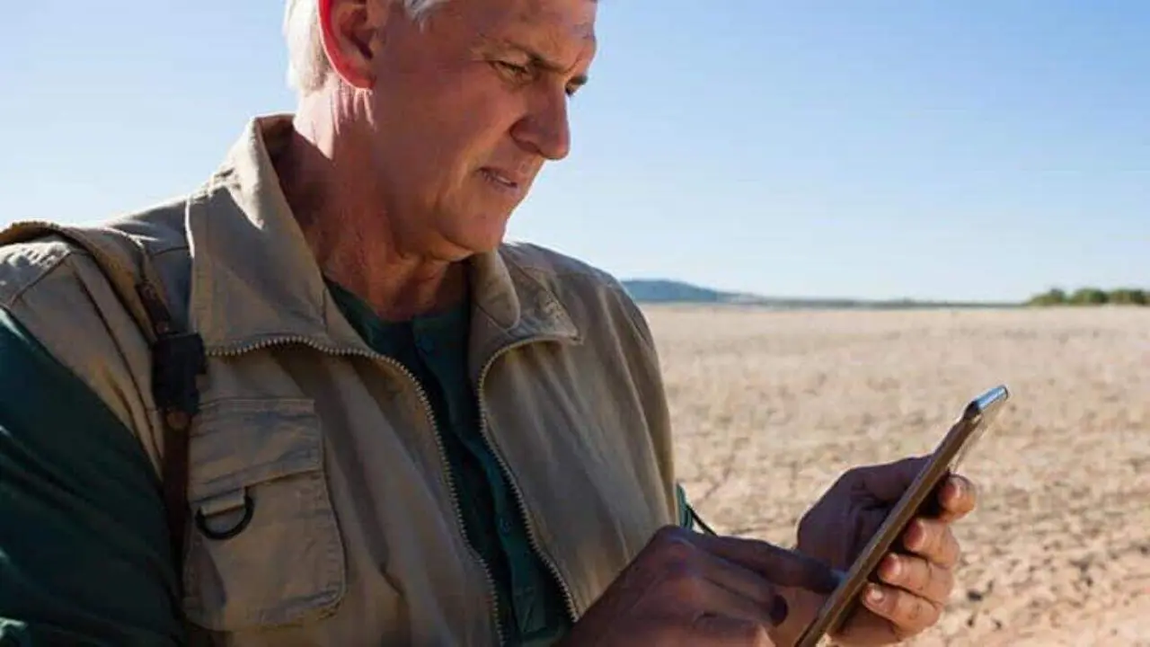 Programa EREA para la digitalizaci&oacute;n del medio rural. / HA