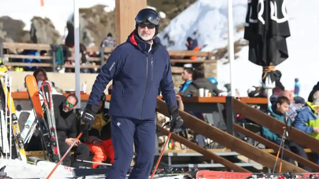 El Rey Felipe VI esquiando en Baqueira Beret
