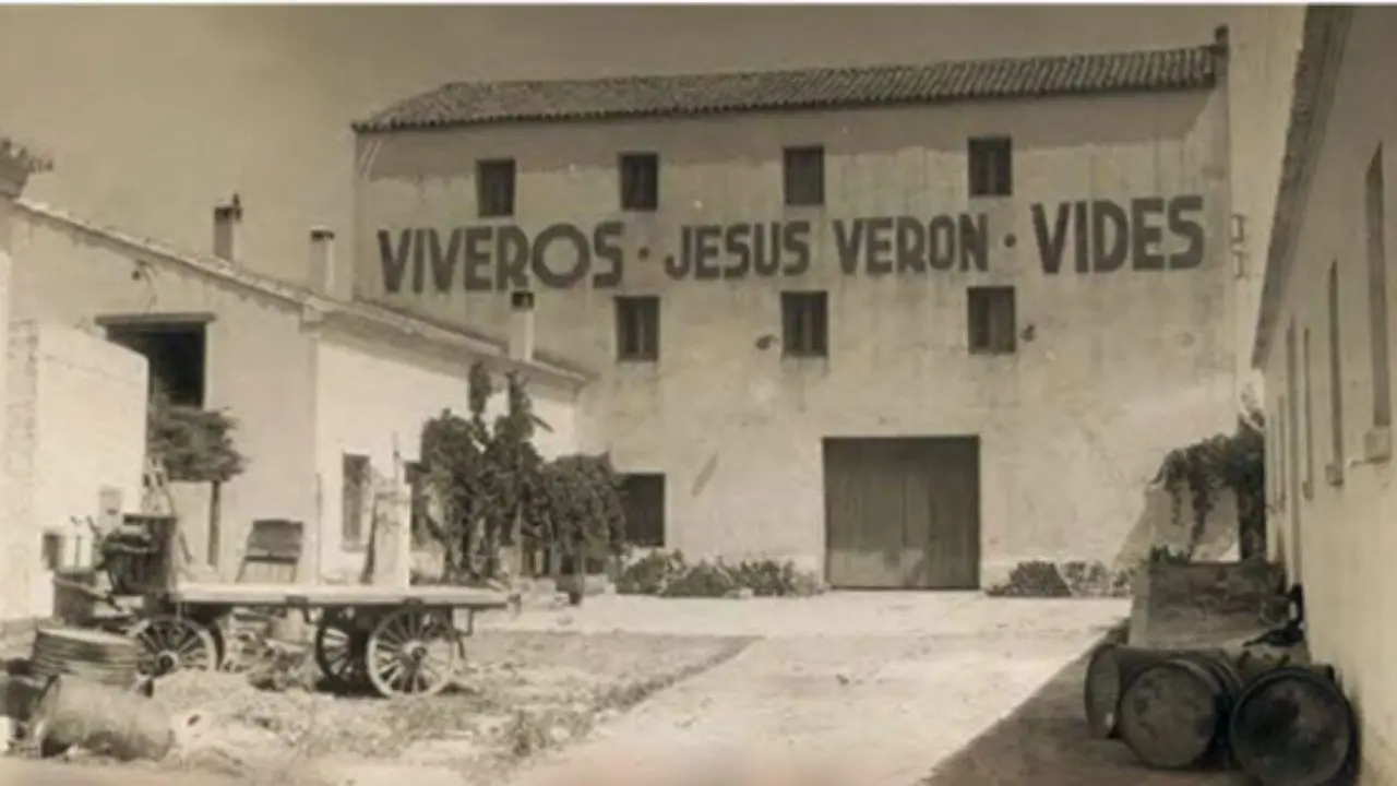 Imagen antigua de Viveros Ver&oacute;n, fundada en Calatayud en 1917. / VIVEROS VER&Oacute;N
