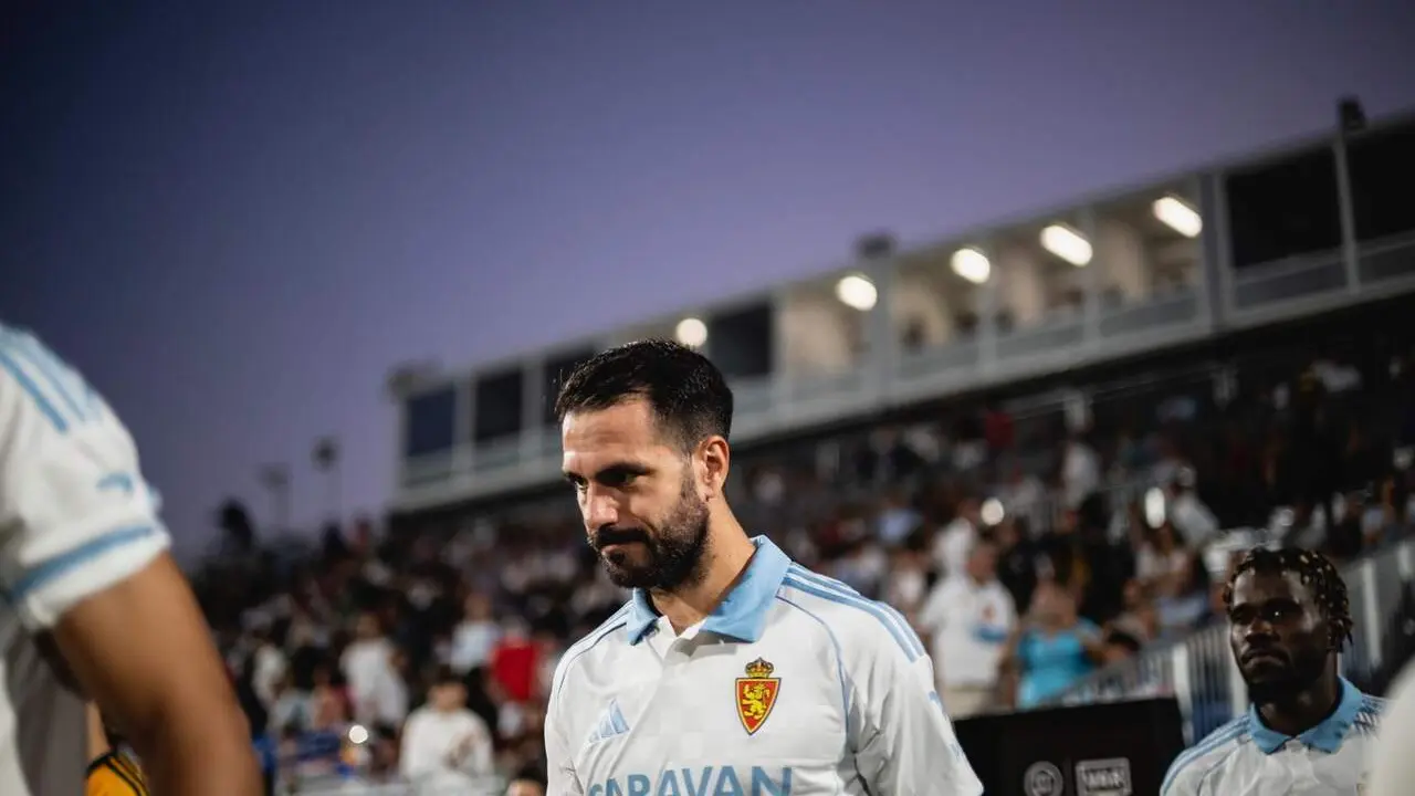Pablo Insua antes de un partido con el Real Zaragoza / Marcos Cebri&aacute;n