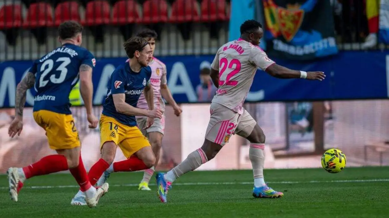 Willy Agada en un Andorra - Real Zaragoza / LaLiga