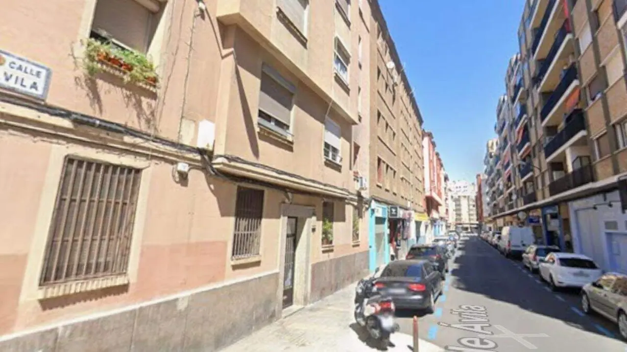 Calle &Aacute;vila de Zaragoza. / GOOGLE STREET VIEW