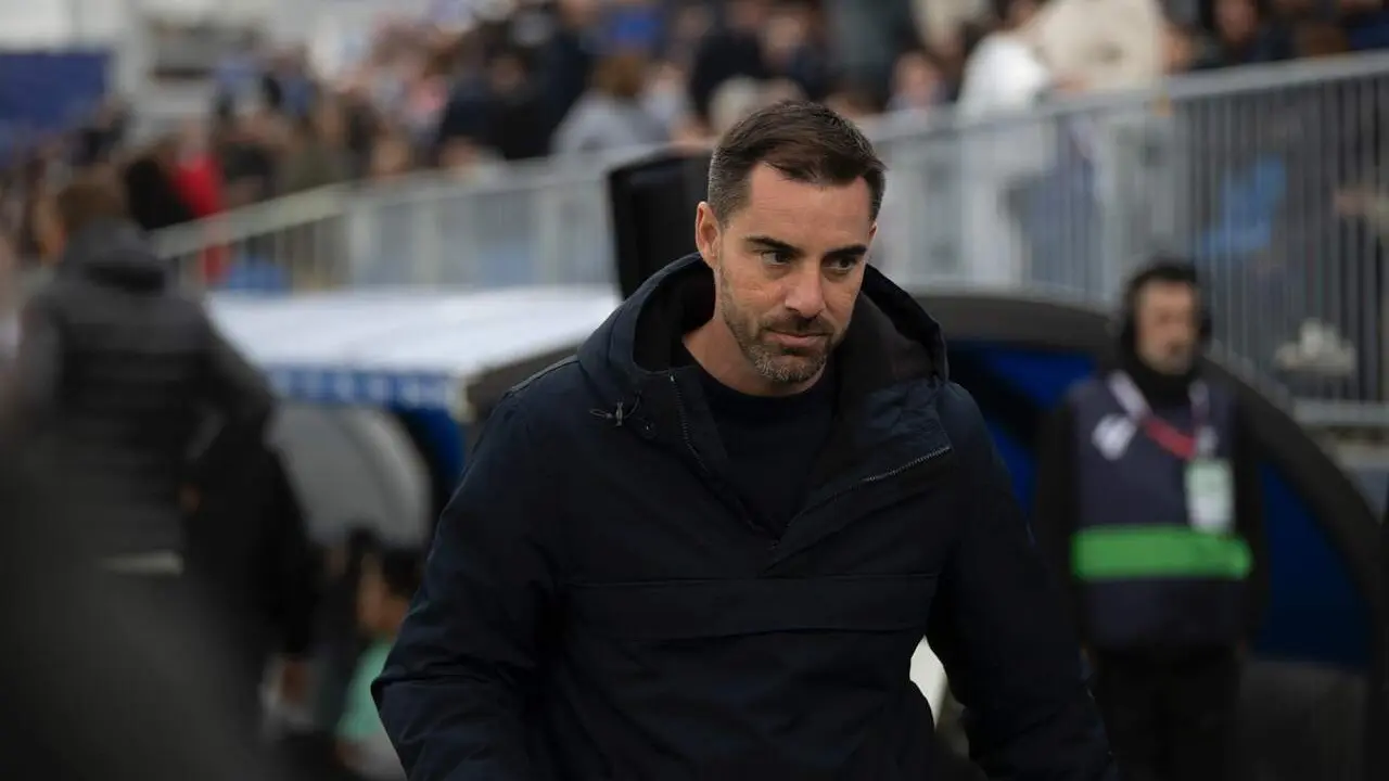 Rub&eacute;n Sell&eacute;s en su &uacute;ltimo partido con el Real Zaragoza / MARCOS CEBRI&Aacute;N