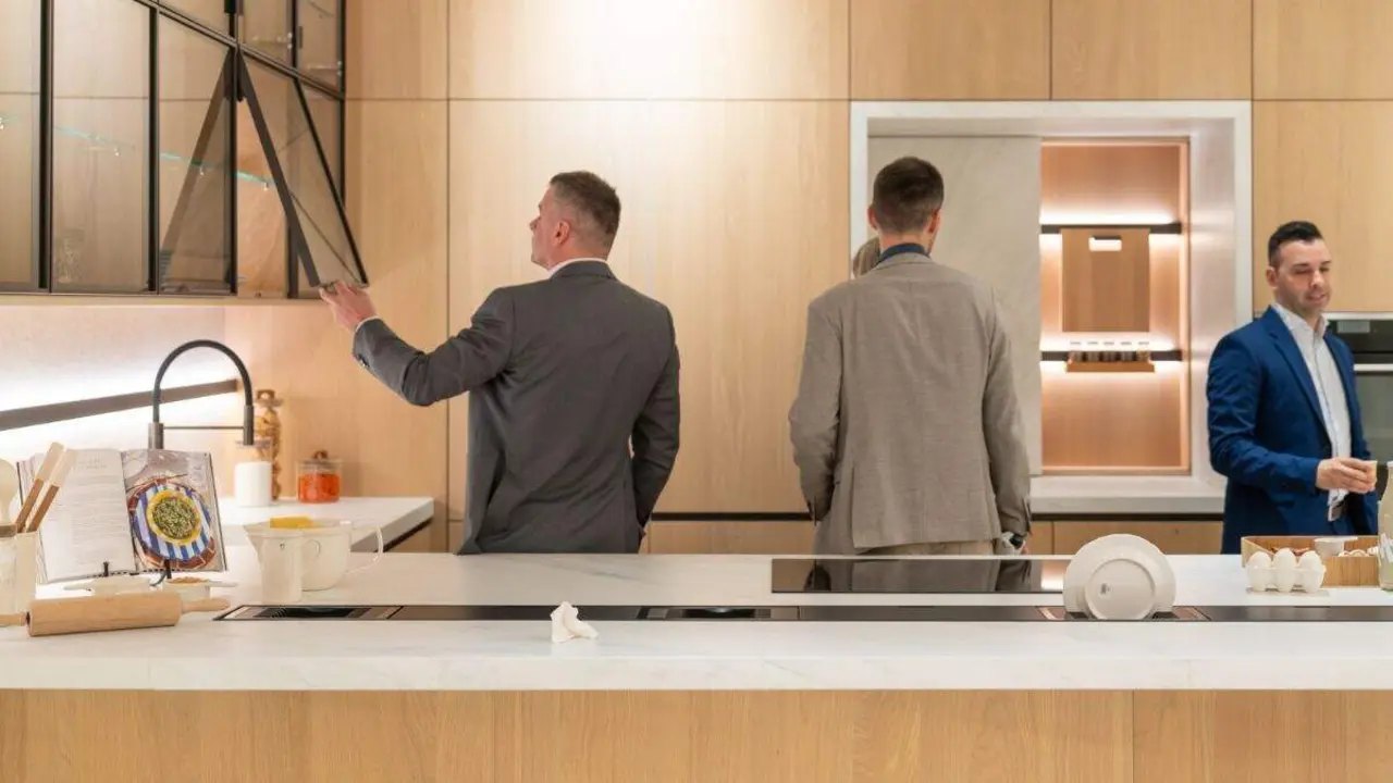 Llegan los D&iacute;as Porcelanosa a las tiendas de Zaragoza y Huesca con descuentos en cocinas y ba&ntilde;os. / PORCELANOSA GROUP