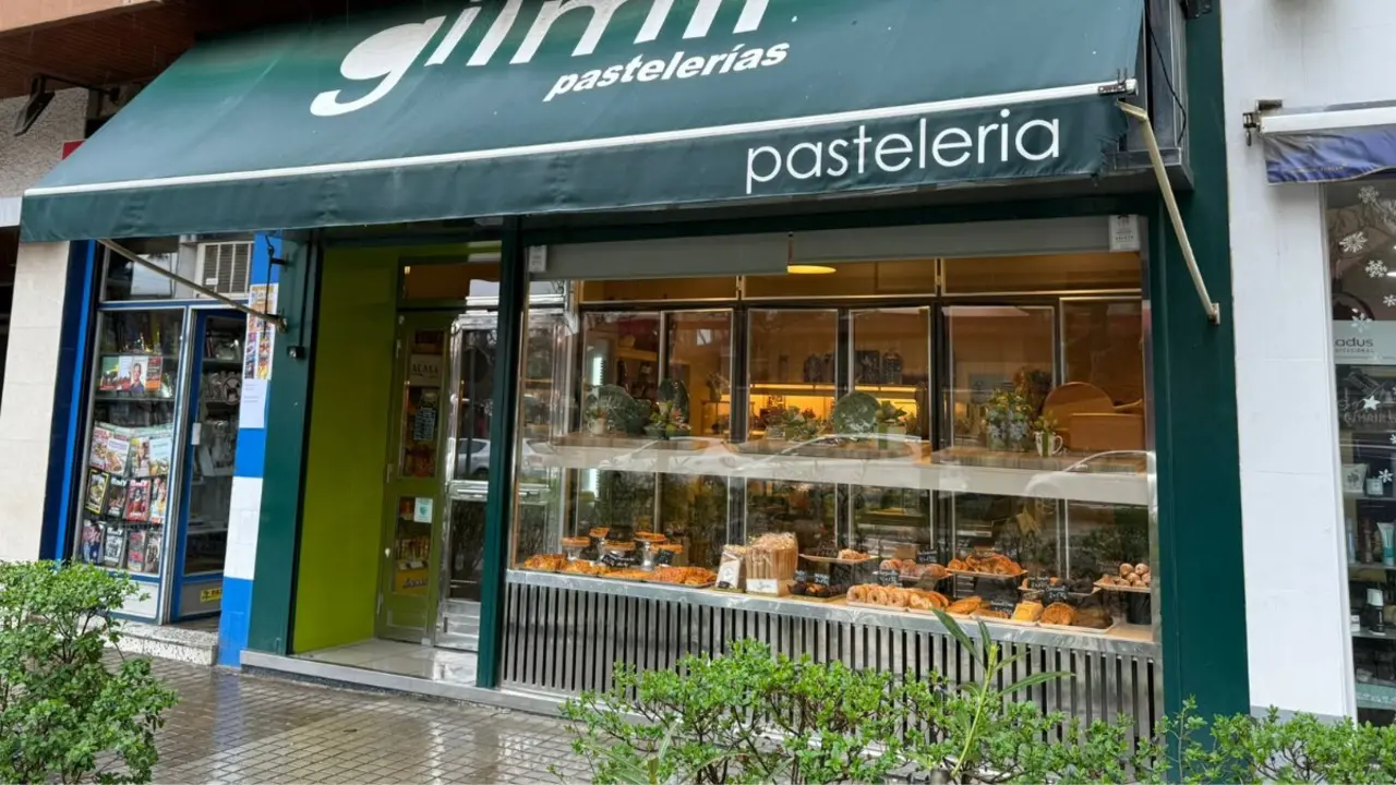 Pasteler&iacute;a Gilmir ./ H.A