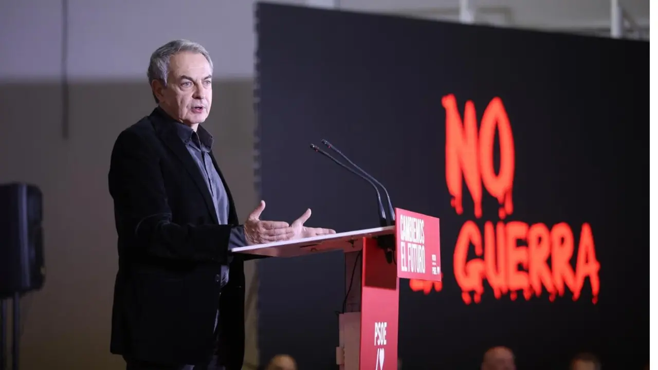 El expresidente del Gobierno Jos&eacute; Luis Rodr&iacute;guez Zapatero, interviene durante un acto p&uacute;blico, en el Pabell&oacute;n Luis Vives, a 6 de marzo de 2026, en Le&oacute;n, Castilla y Le&oacute;n (Espa&ntilde;a) ./ Fernando Otero - Europa Press