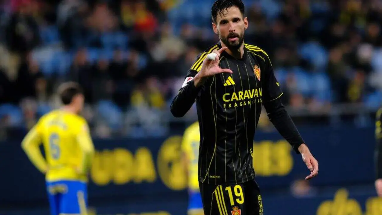 Kenan Kodro en el C&aacute;diz - Real Zaragoza / LaLiga
