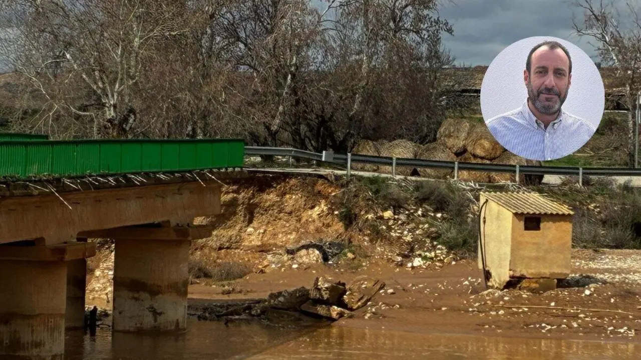 Puente arrasado por la riada de hace un a&ntilde;o en Vinaceite (Teruel). / HA