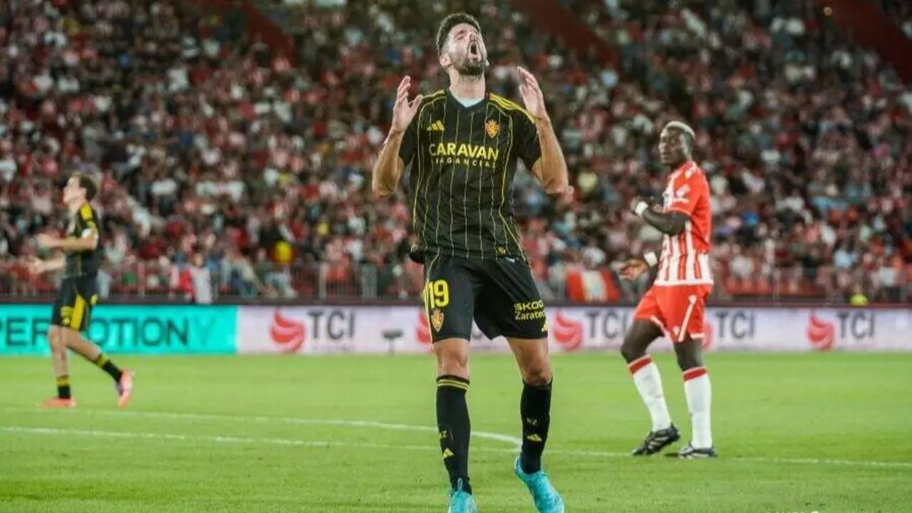 Kenan Kodro en el Almer&iacute;a - Real Zaragoza de la ida / LaLiga