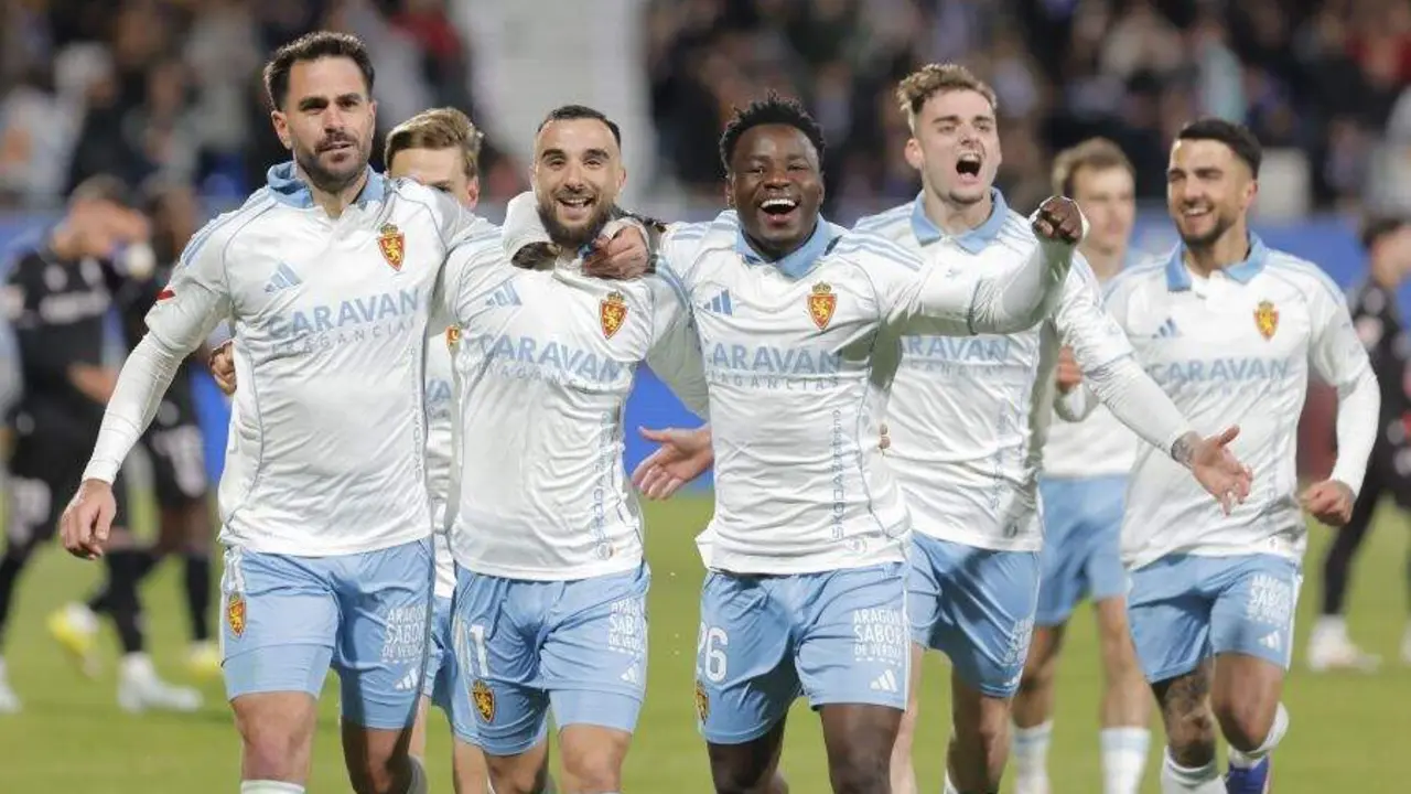 Jugadores del Real Zaragoza celebrando un gol / LaLiga