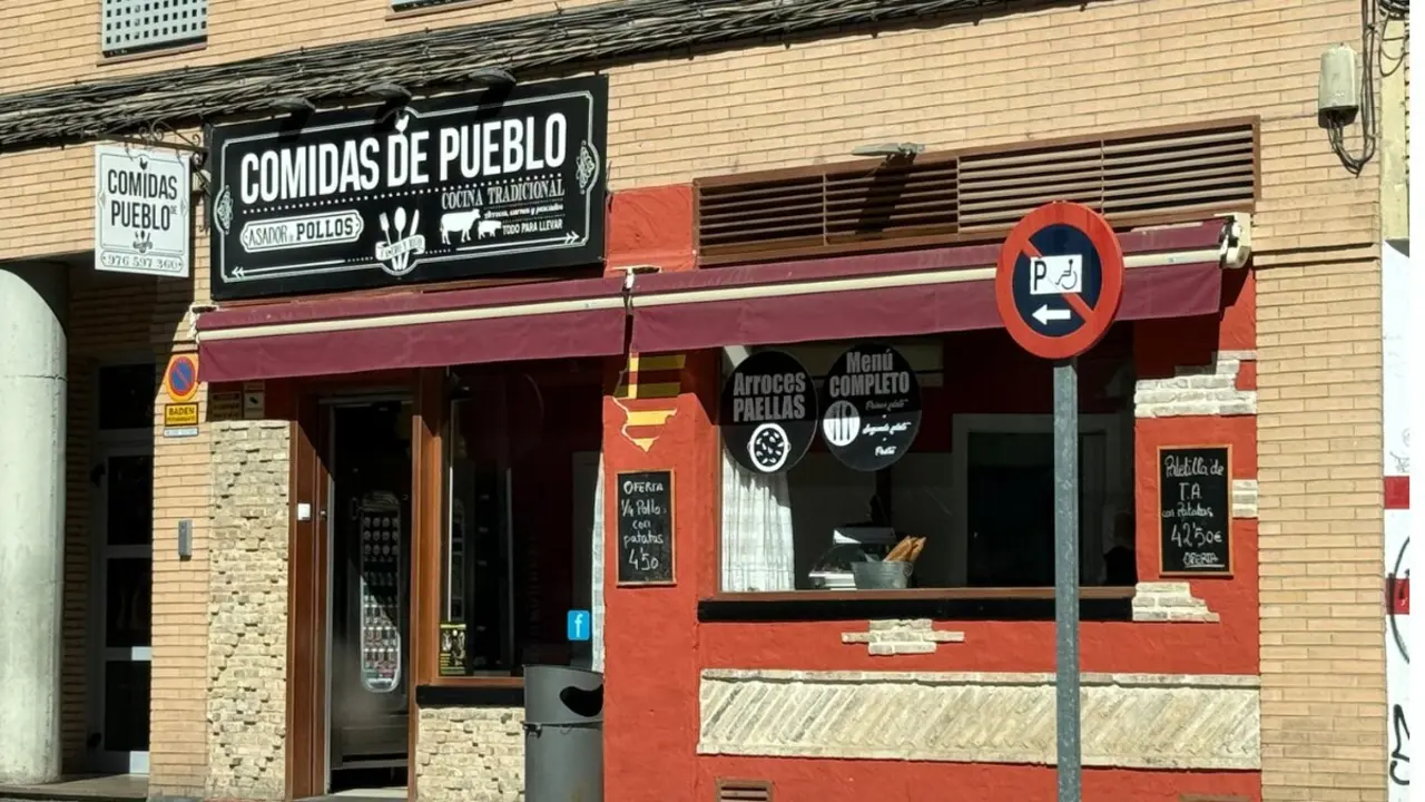 Comidas de Pueblo, restaurante de comida para llevar ./ H.A