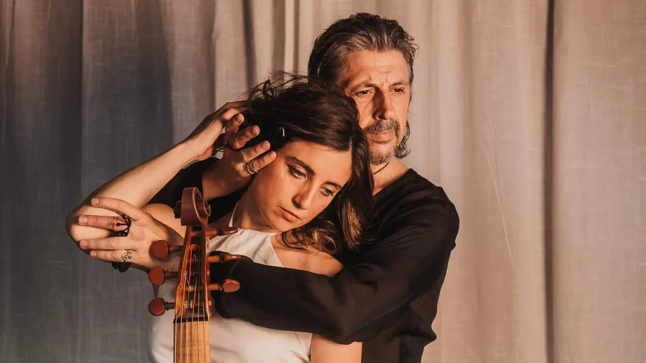 Miguel &Aacute;ngel Berna y Pilar Almal&eacute;. / Teatro de las Esquinas