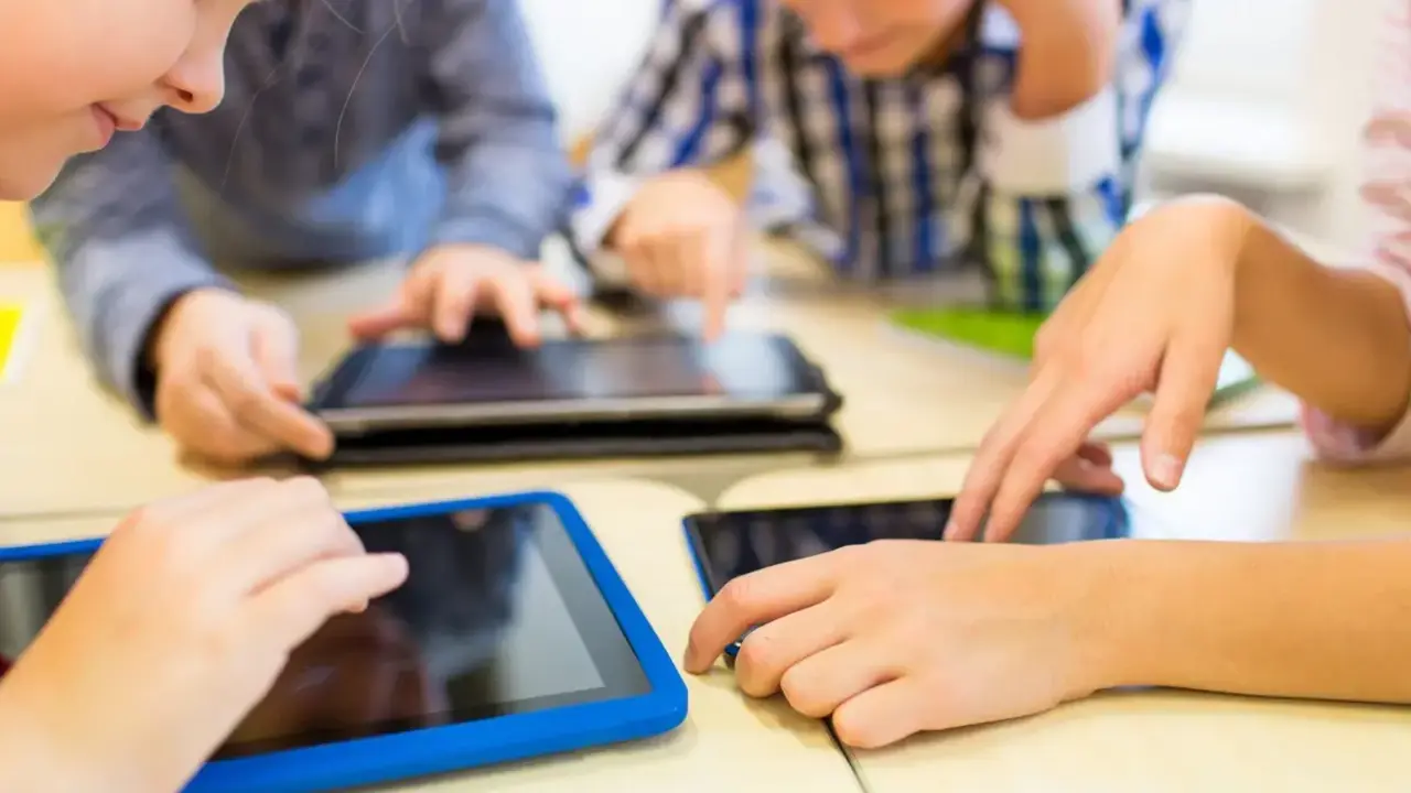 Uso de tablets en los colegios. / Applesfera