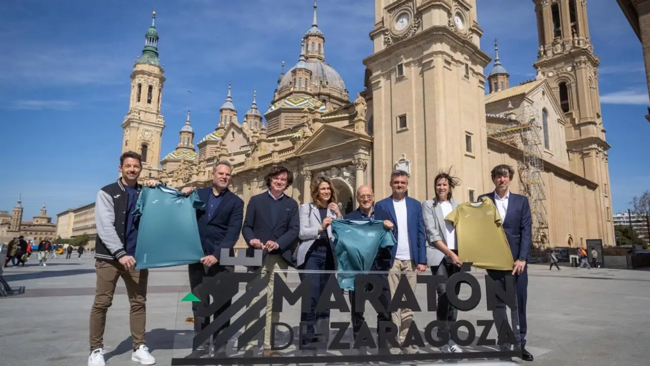 Presentaci&oacute;n del Mann-Filter Marat&oacute;n de Zaragoza, que bate r&eacute;cord con 2.300 corredores y otros 6.500 en la 10K ./ Dani Marcos