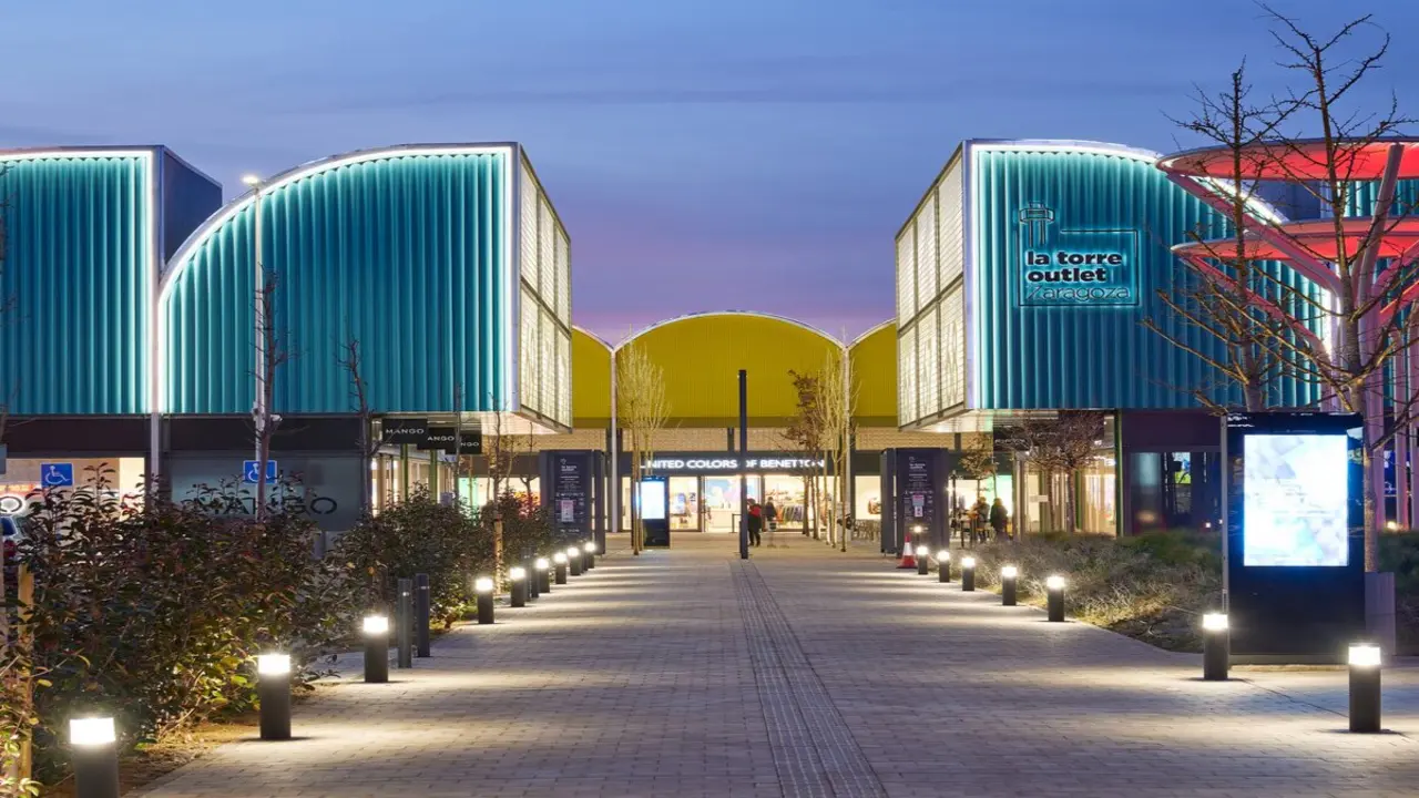 La Torre Outlet Zaragoza.