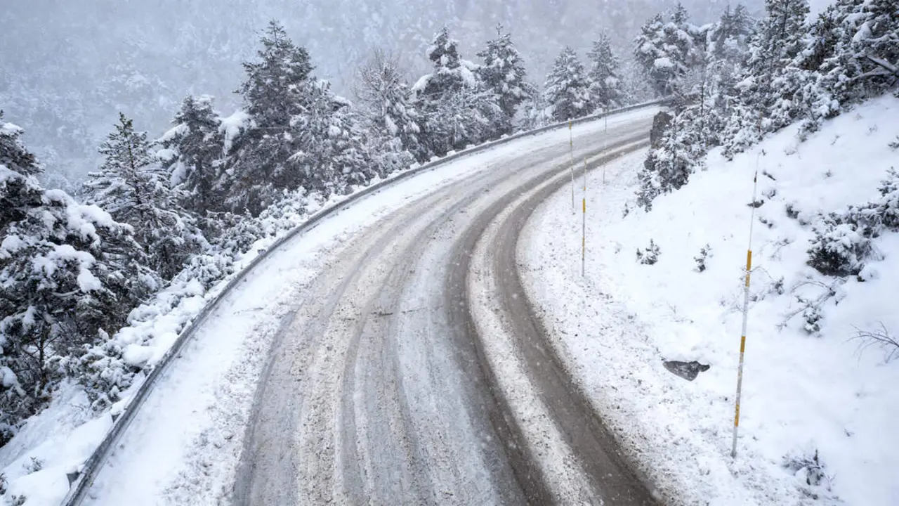 La nieve regresa al Pirineo aragon&eacute;s en el mes de mayo por la llegada de una nortada &aacute;rtica / HOY ARAG&Oacute;N