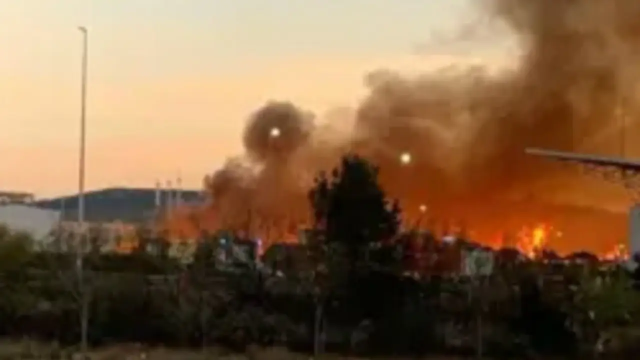 Incendio en el PTR de La Cartuja Baja