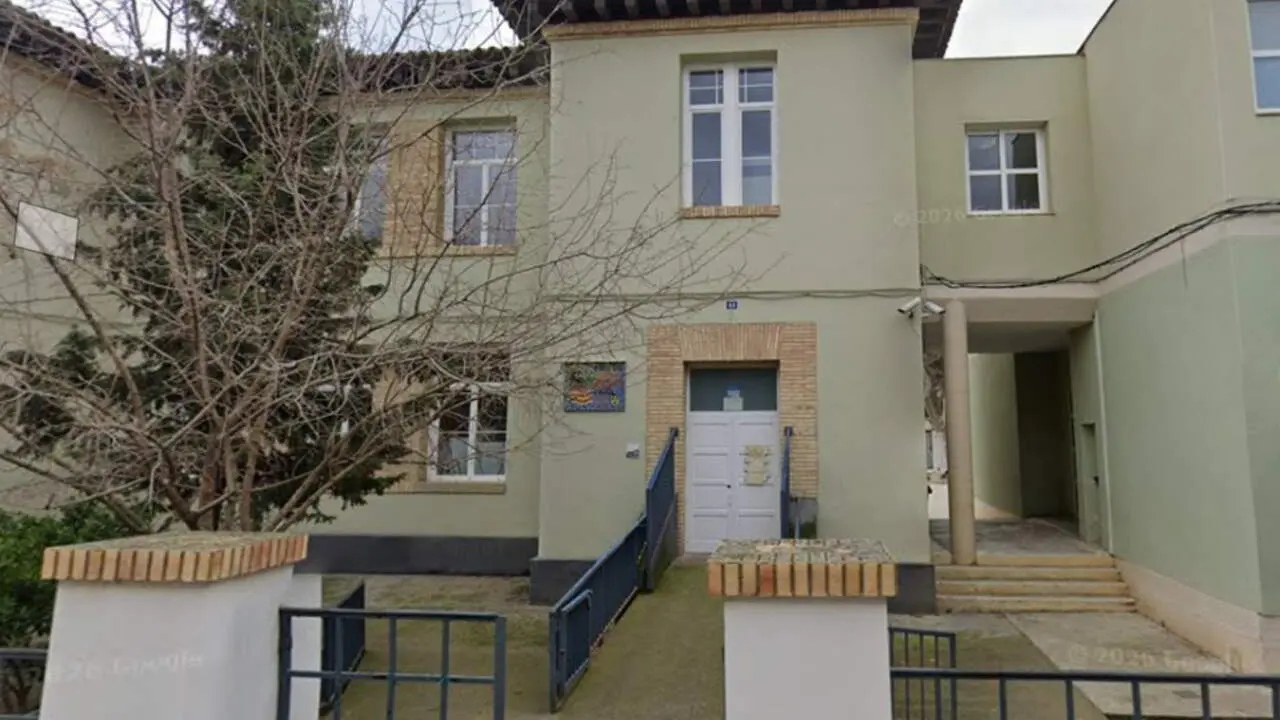 Exterior del CEIP Ram&oacute;n y Cajal de la localidad de Pina de Ebro. / GOBIERNO DE ARAG&Oacute;N