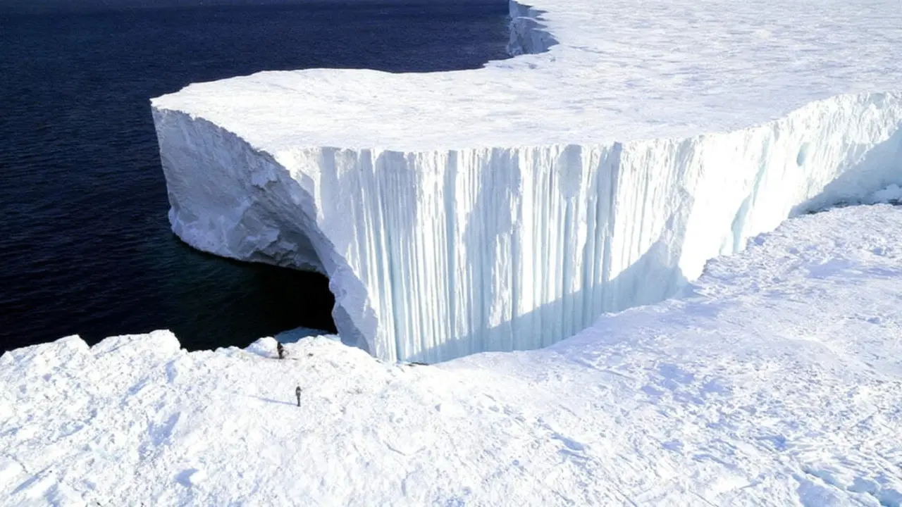El glaciar Thwaites, una amenaza medida en cent&iacute;metros