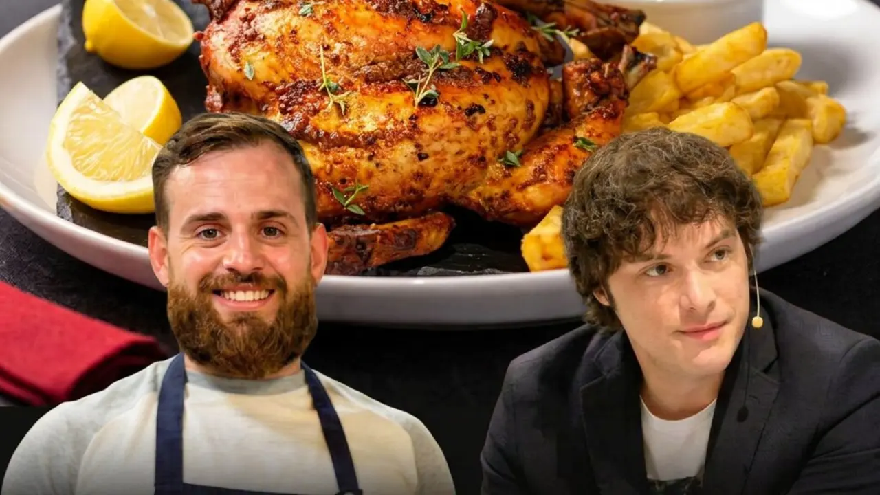 Composici&oacute;n de Jordi Cruz y Alfredo Vozmediano, junto a un pollo asado