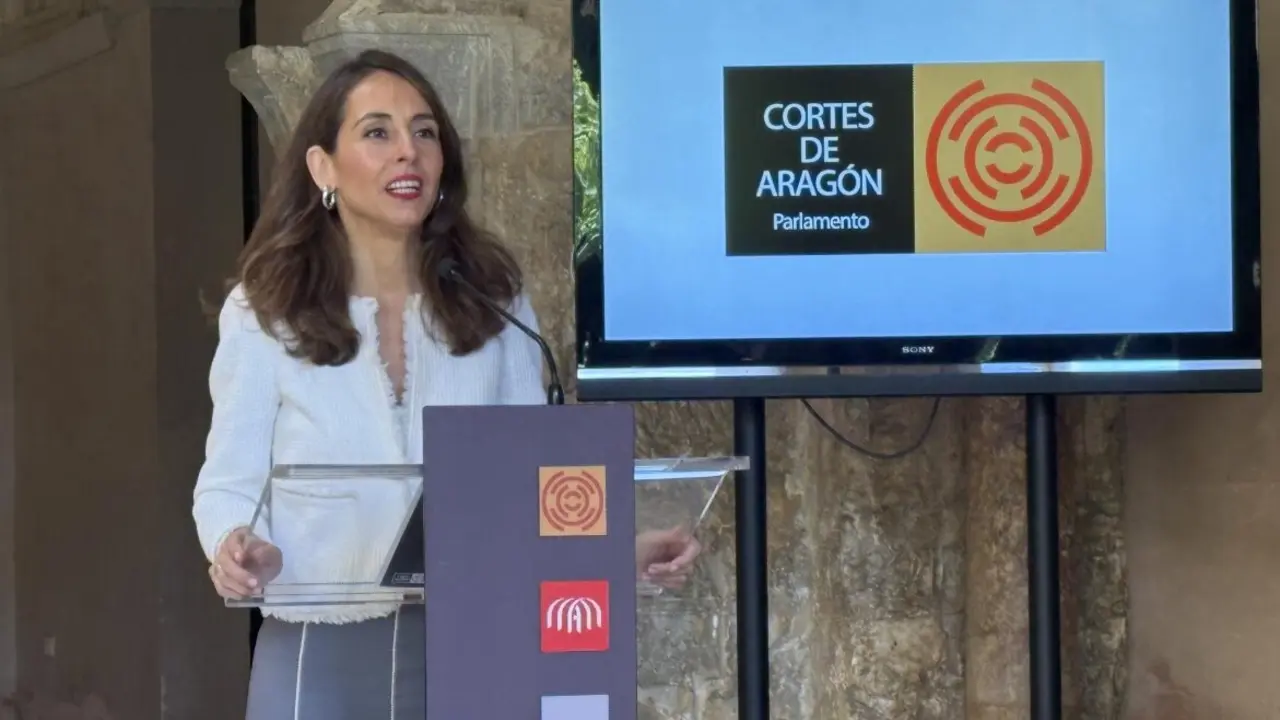 Mar&iacute;a Navarro, presidenta de las Cortes de Arag&oacute;n