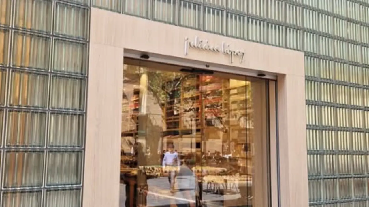 Nueva tienda Juli&aacute;n L&oacute;pez en el Casco Hist&oacute;rico de Zaragoza