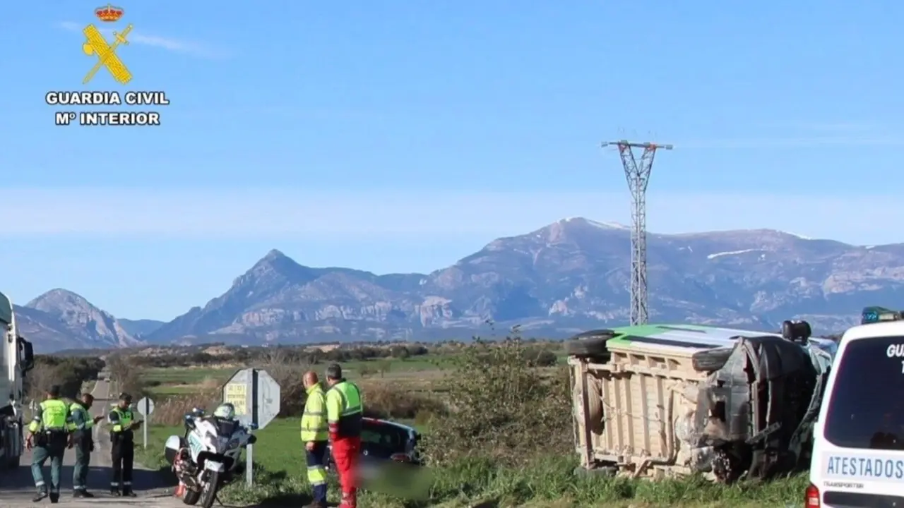 Siniestro vial en Alcal&aacute; del Obispo (Huesca). / GUARDIA CIVIL