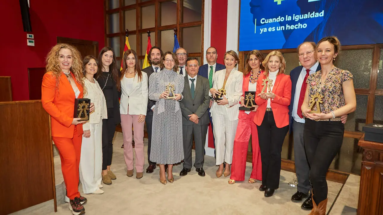 Jornada &ldquo;Next level. Cuando la igualdad ya es un hecho&rdquo; del Colegio de Mediadores de Zaragoza / Colegio de Mediadores
