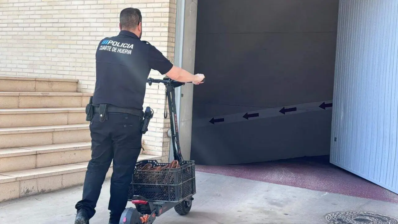 El patinete del infractor de Cuarte fue requisado por la Polic&iacute;a Local. / AYTO. CUARTE DE HUERVA