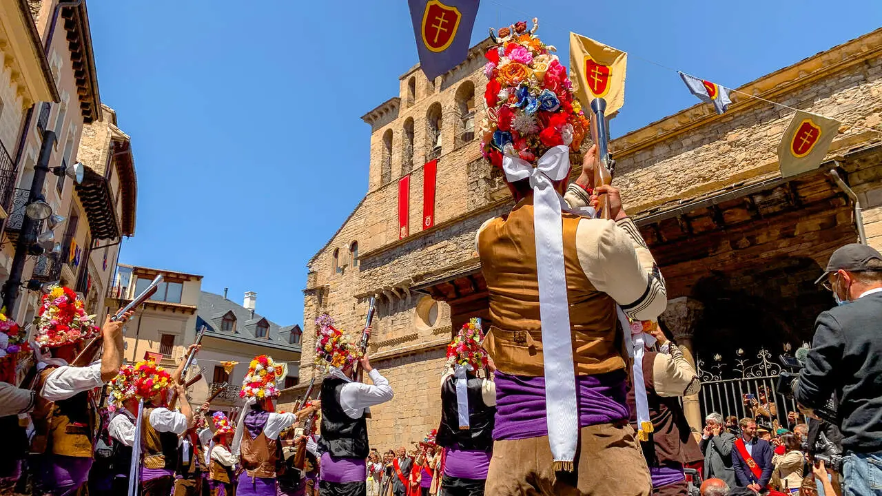 El primer viernes de mayo en Jaca / HOY ARAG&Oacute;N