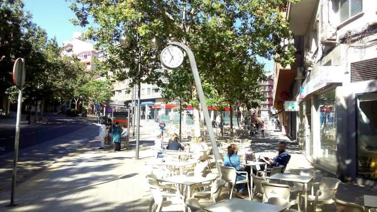 El ataque se produjo en la Plaza de las Canteras mientras la v&iacute;ctima se tomaba algo en un bar/Google Maps