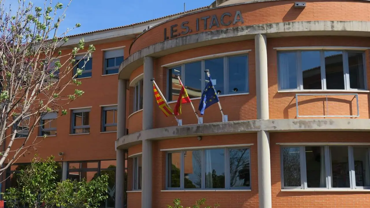 IES &Iacute;taca.